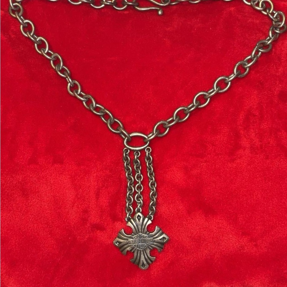 Discontinued vintage Harley-Davidson Silver Chain Necklace with Cross Pendant
